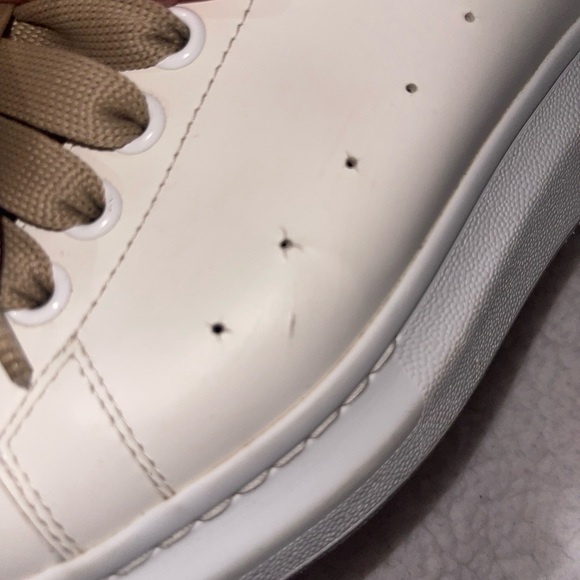 Alexander McQueen Sneakers - Picture 8 of 11